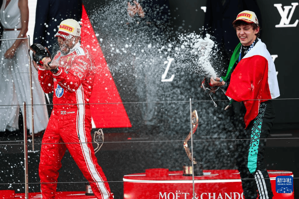 F1摩纳哥大奖赛：安东内利夺冠