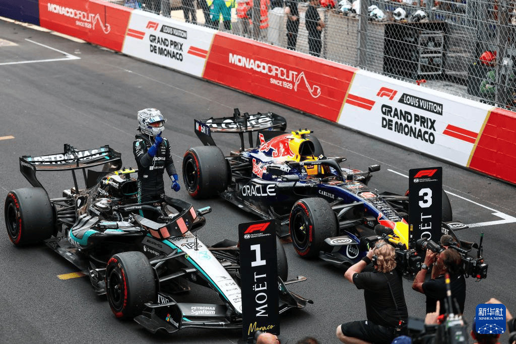 F1摩纳哥大奖赛：安东内利夺冠
